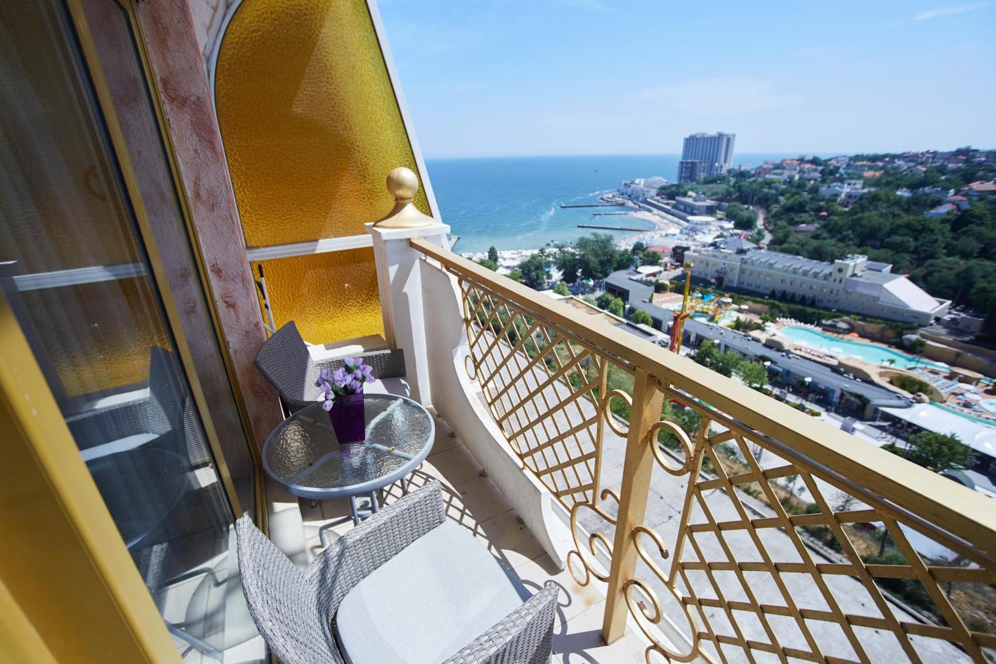 Arcadia Promenade Grand Apartments Odessa Phòng bức ảnh